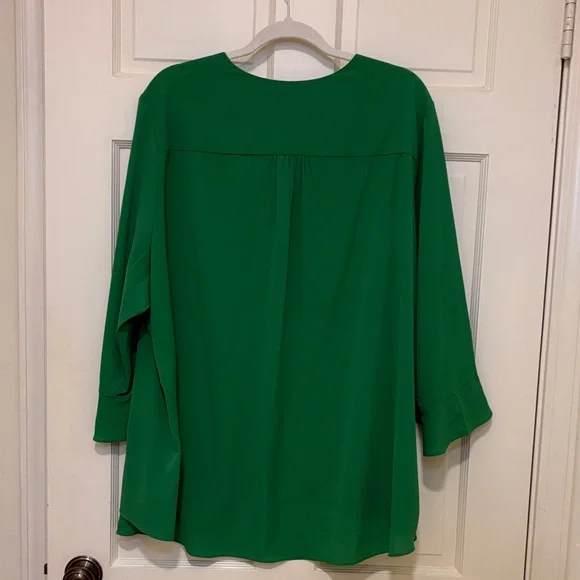 Calessa Vibrant Green Blouse - Picture 5 of 5